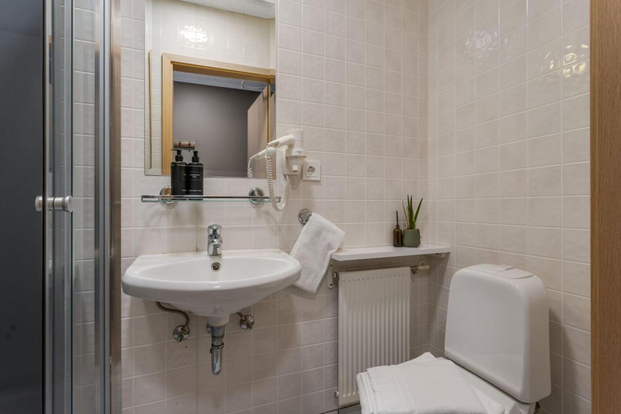 Stracta Hotel Mosfell Hella Ngoại thất bức ảnh